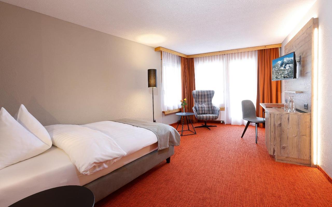 Silvretta Parkhotel โคลสเตอร์ ภายนอก รูปภาพ
